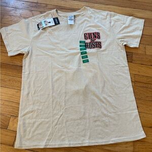 4 for $25⭐️ Guns N’ Roses T-Shirt